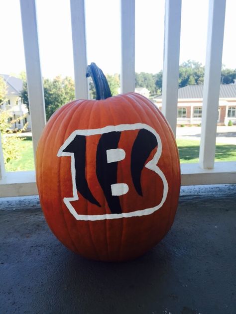 Bengals Pumpkin Painting, Bengals Pumpkin Carving, Bengals Pumpkin, Cute Painted Pumpkin Ideas, Pumpkin For Halloween, Pumkin Carving, Painted Pumpkin, Pumpkin Ideas, Pumpkin Painting