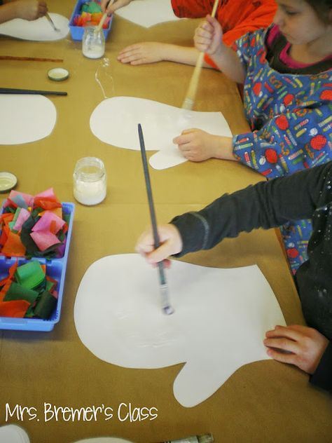 Winter art activities for Kindergarten based on the books The Hat and The Mitten by Jan Brett Kindergarten Winter Art, Art Activities For Kindergarten, Winter Art Activities, The Hat By Jan Brett, Mitten Art, Kindergarten Art Activities, Winter Crafts Preschool, Jan Brett, Winter Activities Preschool