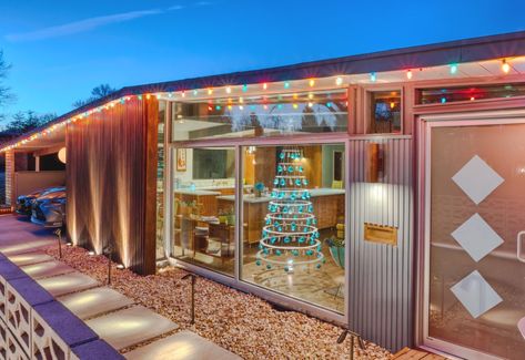 Mid-Century Modern Magic Harvey Park Mid-Century Modern Homes - Modern Christmas Trees Modern Christmas Trees, Estate Design, Led Spot Light, Mid Century Modern Christmas, Mcm House, Diy House Renovations, Modern Christmas Tree, Modern Magic, Outdoor Living Rooms