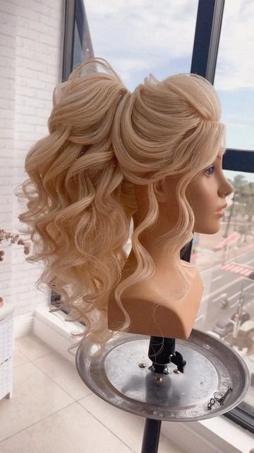 Wedding Bride Ponytail, High Ponytail Wedding Hair, Glam Ponytail Hairstyles, High Pony Wedding Hair, Princess Wedding Hair, Big Hair Updo, Big Updo, Wedding Ponytail Hairstyles, Bridal Ponytail