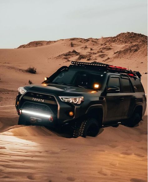 4runner Aesthetic, Toyota 4runner Interior, Lexus Jeep, Toyota Offroad, Best Off Road Vehicles, Offroad Suv, Toyota Tacoma 4x4, Toyota 4runner Trd, Tacoma Truck