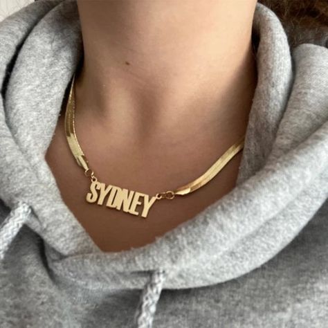 Snake Name Necklace Custom Snake Chain Personalized Nameplate - Etsy Necklace Snake, Necklace Name, Snake Chain Necklace, Gold Name Necklace, Nameplate Necklace, Custom Pendants, Custom Name Necklace, Letter Necklace, Rose Gold Necklace