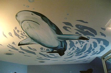 great white ceiling mural Aesthetic Wall Mural Bedroom, Ocean Wall Painting Bedrooms, Bedroom Wall Mural Ideas Paint, Mural Ocean, Wall Painting Ideas Ocean Theme, Painted Ceiling Mural, Nautical Mural Ideas, Ceiling Mural, Mural Ideas