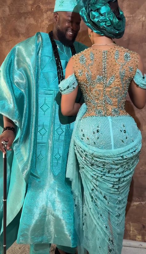 Nigerian Wedding Attire, Outfit Couple, Aso Ebi Lace Styles, Igbo Bride, African Traditional Wedding Dress, Nigerian Lace Styles Dress, Nigerian Lace Styles, Nigerian Bride, African Wedding Attire