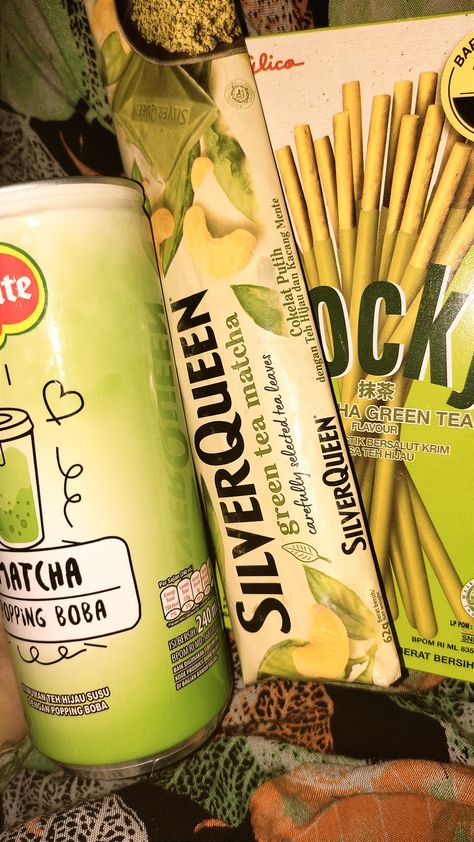 Pap Matcha, Matcha Drink Aesthetic, Thai Snacks, Matcha Aesthetic, Food Business Ideas, Korean Song Lyrics, Matcha Drink, Story Ideas Pictures, Ayat Al-quran