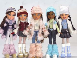 BRATZ WINTER WONDERLAND DOLLS Winter Wonderland Outfit, Snow Fits, Bratz Doll Outfits, Snow Princess, Snow Outfit, Girl Thinking, Cartoon Outfits, Barbie I, Bratz Doll