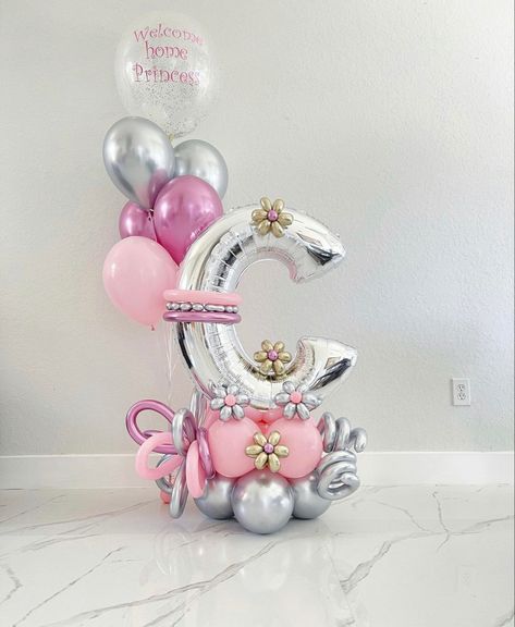 1st Birthday Balloon Bouquet, Valentines Balloons Bouquet, Balloon Bar, Baby Shower Girl Diy, Balloon Arrangement, Balloons Bouquet, Balloon Letters, Balloon Bouquet Diy, Christmas Balloon Decorations