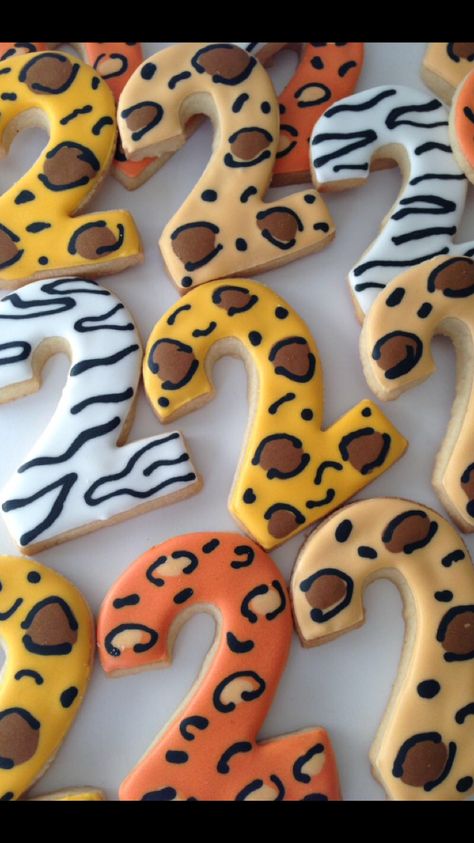 Wild One Tiger Birthday, Cheetah Print Party Theme, 2 Wild Cookies, Two Wild Cupcakes, 2 Wild Birthday Party, Cheetah Themed Birthday Party, Tiger Themed Birthday Party, Birthday Party Jungle Theme, Party Animal Birthday Theme