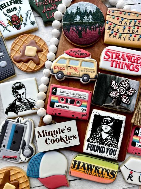 Stranger Things Cookies Decorated, Stranger Things Food, Stranger Things Cookies, Cookie Themes, Stranger Things Wall, Stranger Things Christmas, Stranger Things Theme, Eleventh Birthday, Shopkins Toys