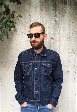 Vintage Wrangler Denim Jacket Size XL Wrangler Denim Jacket, Vintage Wrangler Jacket, Retro Pre-washed Cotton Denim Jacket, Vintage Dark Wash Single-breasted Denim Jacket, Vintage Single-breasted Medium Wash Denim Jacket, Vintage Single-breasted Cotton Denim Jacket, Vintage Wrangler, Denim Jacket Men, Denim Button Up