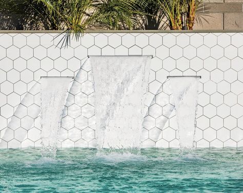 Modern style pool with hexagon tile by Cepac tile in Surprise, Arizona Hexagon Pool Tile, Desert Yard, White Hexagon Tile, Arizona Pools, Villa Inspiration, Pool Makeover, Contemporary Pool, White Glass Tile, White Hexagon Tiles