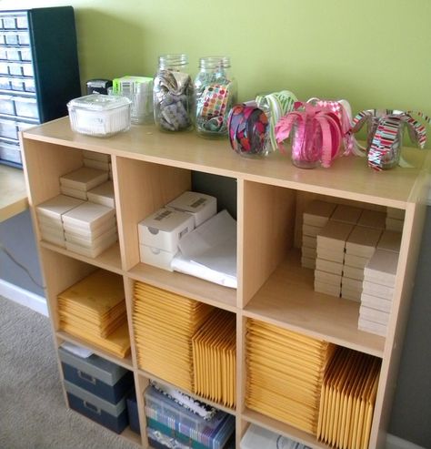 Outdoor Home Design, Ebay Office, Home Business Organization, Inventory Organization, Inventory Storage, Workspace Studio, Business Storage, Small Craft Rooms, Organization Home