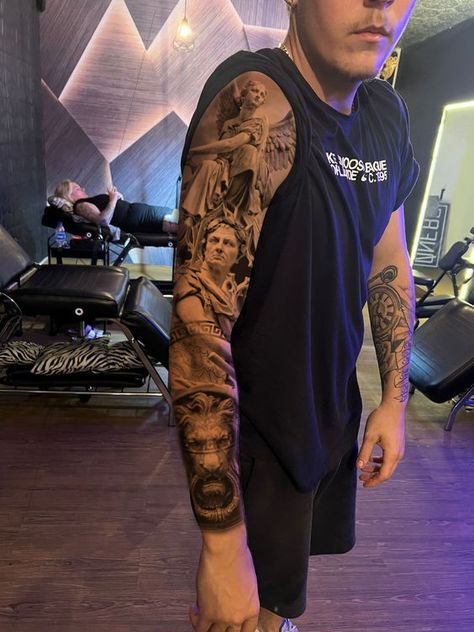 Roman Arm Tattoo, Roman Shoulder Tattoo, Arm Sleeve Tattoo For Men Ideas Black, Roman Tattoo Sleeve, Roman Mythology Tattoo, Roman Tattoo Design, Bvb Tattoo, Angle Tattoo For Men, Caesar Tattoo