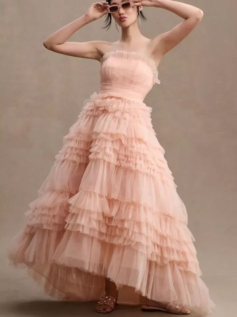 Mac Duggal tulle peach wedding dress Light Pink Wedding Dress, Peach Wedding Dress, Blush Pink Wedding Dress, Nontraditional Wedding Dress, Blush Gown, High Low Gown, Alternative Wedding Dresses, Pink Wedding Dress, Pink Wedding Dresses