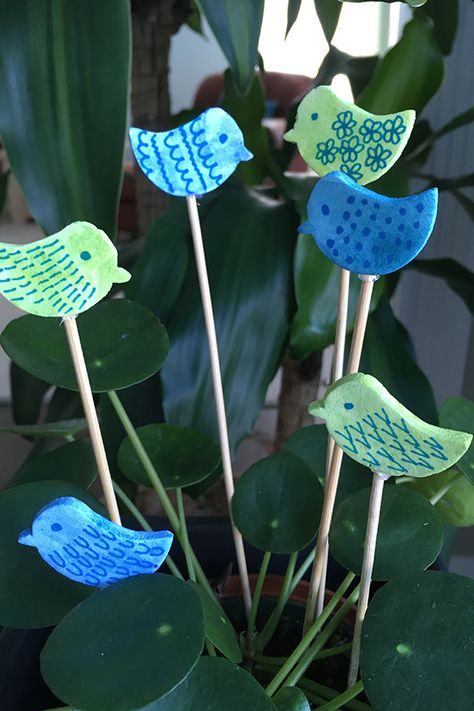 Clay Projects For Kids, Bird Template, Paper Mache Animals, Clay Bird, Clay Birds, Kids Clay, Diy Air Dry Clay, Air Dry Clay Projects, Paper Mache Art