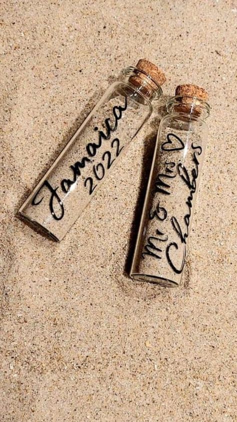 Our honeymoon sand bottles can be fully personalised, these make lovely unique gifts for the newlyweds or even unique wedding favours for a destination wedding. Customised with the couple's name and wedding / honeymoon destination. More options available on our etsy store - follow the link below Sand Keepsake, Sand Bottles, Keepsake Wedding, Wedding Sand, Wedding Honeymoon, Unique Wedding Favors, French Wedding, Wedding Keepsakes, Virgin Islands