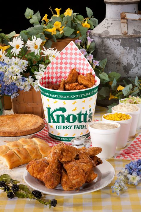 Knott's Berry Farm - Mrs. Knott's Classic Fried Chicken Dinner with dessert - Funnel cake with whipped cream and berries. Fried Chicken Dinner, Cake With Whipped Cream, Food Park, Fried Chicken Recipe, Knotts Berry Farm, Dinner Restaurants, Berry Farm, Fried Chicken Recipes, Funnel Cake