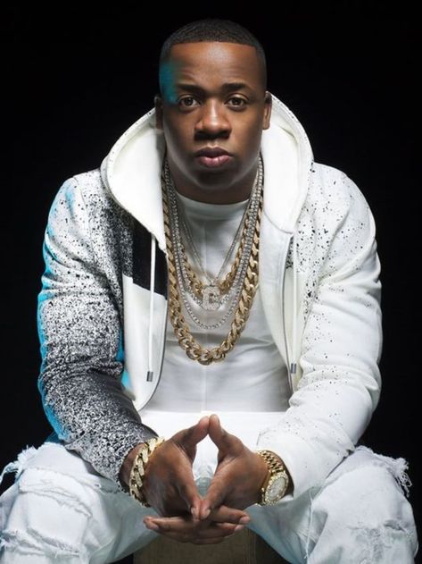 Yo Gotti Cancun Activities, Yo Gotti, Top 100 Songs, 100 Chart, 90s Hip Hop Fashion, African Necklace, Hip Hop Art, Big Sean, Hottest 100