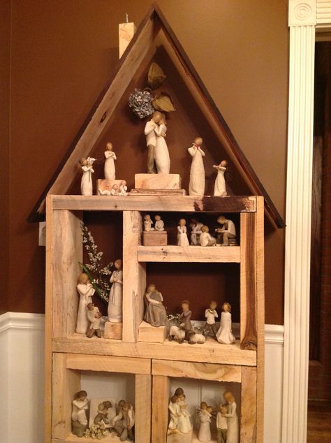 Willow Tree Collection Display, Willow Tree Angel Display Ideas, Willow Tree Figurines Display Ideas, Willow Tree Display Ideas, Willow Tree Display, Tree Display Ideas, Oak Tree Silhouette Tattoo, Willow Figurines, Figurines Display