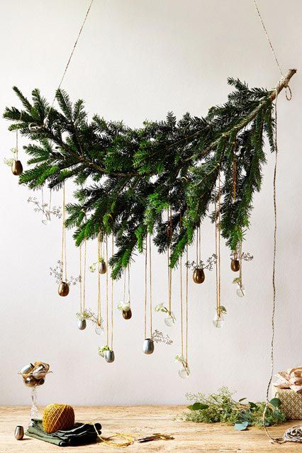 9 Simple & Elegant DIY Christmas Decorations in Scandinavian Style Sapin Diy, Natal Natural, Jul Diy, Diy Jul, Alternative Christmas Tree, Simple Christmas Decor, Natural Christmas, Noel Christmas, Christmas 2019