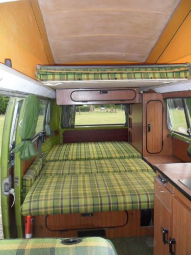 Combi Vw T2, Volkswagen Bus Interior, Vw Kampeerwagens, Kombi Food Truck, Kombi Interior, Kombi Trailer, Vw Minibus, Kombi Camper, Small Camper Vans