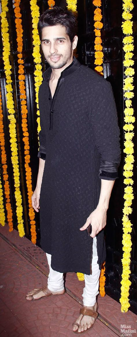 Top 12 Best Dressed Bollywood Stars at Ekta Kapoor's Diwali Party - MissMalini Black Kurta Pajama Men, Black Kurta Men, Kolhapuri Chappals, Outfit Swag, Ekta Kapoor, Siddharth Malhotra, Mens Indian Wear, Wedding Kurta For Men, Indian Groom Wear