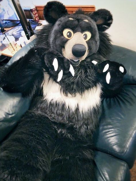 Bear Fursuit, Fursuit Photography, Fursuit Ideas, Fursuit Tutorial, Fur Suit, Bear Outfits, Magic Aesthetic, Cool Anime Pictures, Creature Design