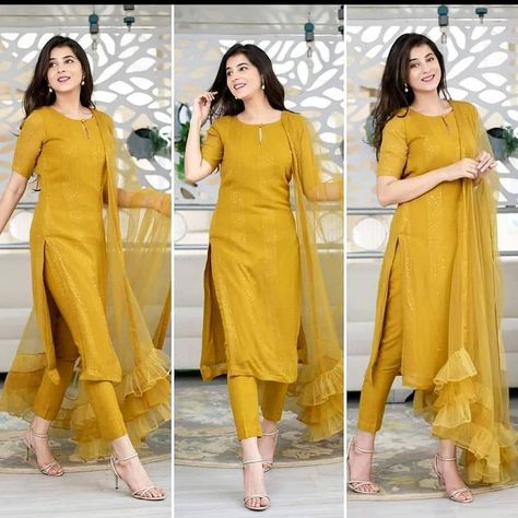 Bollywood Suits, Simple Kurta Designs, Simple Kurti Designs, Long Kurti Designs, Designer Kurtis, Kurta Designs Women, Designer Dresses Casual, Dress Indian Style, Stylish Dress Book