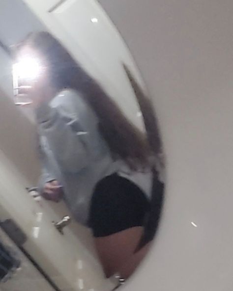 Arch Pics Mirror Snap, Mirror Bootie Pic, Mirror Pics Brunette, Pajama Mirror Selfie, Brunette Mirror Selfie No Face, Nike Pros Mirror Pic, Brown Hair Mirror Pic, Arch Pics Snap Bed Mirror, Long Hair Mirror Selfie