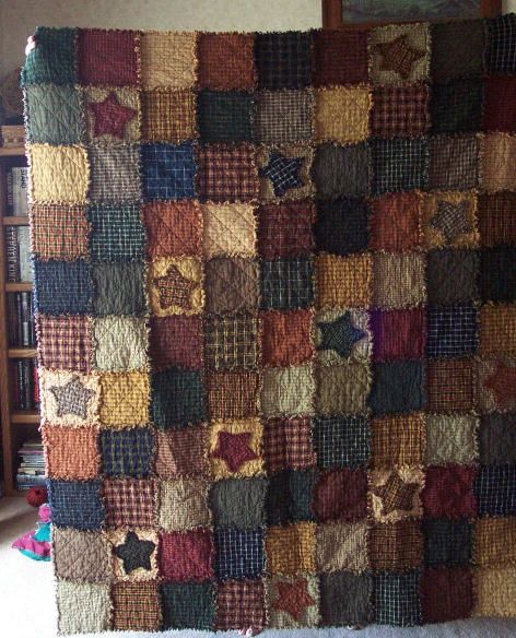 Sewing Corner, Colchas Quilting, Rag Quilt Patterns, Sewing Quilts, Primitive Quilts, Prints And Patterns, Rag Quilts, Prim Decor, Patchwork Quilting