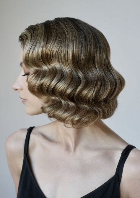 Side Pinned Hairstyles Wedding, Vintage Waves Hair Short, Hollywood Waves Short Hair, Hollywood Wedding Hair, Vintage Waves Hair, Vintage Short Hair, Hair Styles For Short Hair, Short Hair Bride, Styles For Short Hair