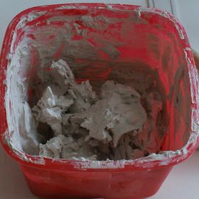 ArtMind: How to recycle clay? Recycling Clay, Recycle Clay, Clay Lesson, Craft Clay, How To Recycle, Clay Sculpting, Ceramic Tools, Sculptures Céramiques, Pottery Videos