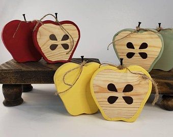 Wooden Apple, Apple Kitchen Decor, Elf Christmas Decorations, Mini Pillows, Table Halloween, Wood Riser, Wood Apples, Apple Craft, Rustic Cross