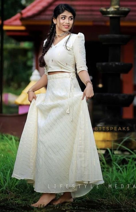 Skirt And Blouse Kerala Style, Pavada And Top Model, Skirt And Crop Top For Onam, Traditional Skirt Design, Onam Blouse Design For Skirt, Kasavu Pattupavada For Women, Onam New Model Dress, Kerala Style Skirt And Top For Onam, Kerala Traditional Skirt And Blouse