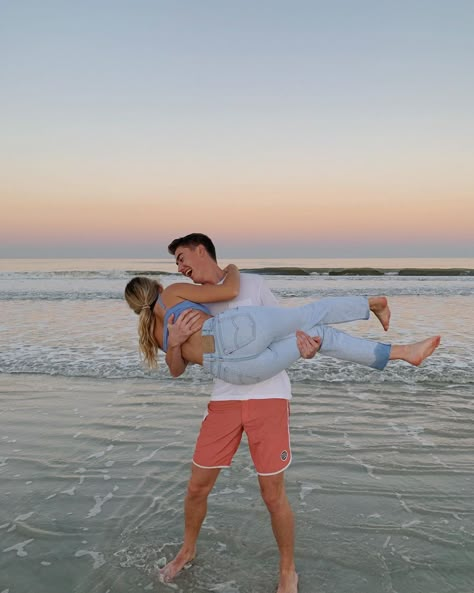 natalie zacek on Instagram: “life with my best friend 🤍” Natalie Zacek, Couple Beach Pictures, Florida Pictures, Romantic Beach, Goals Pictures, The Love Club, Dear Future Husband, Boyfriend Goals, Couple Beach