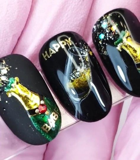 Silvester Nails, Nail Art Noel, New Year Nails, Nails With Rhinestones, New Years Nails, Glass Nails Art, New Years Nail Art, New Years Nail Designs, Wine Nails