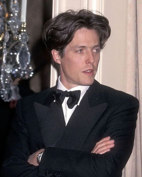 Hugh Grant Wallpaper, Hugh Grant Notting Hill, Maurice 1987, Hall Door, Walburga Black, Hugh Grant, Ideal Man, Notting Hill, Fav Celebs