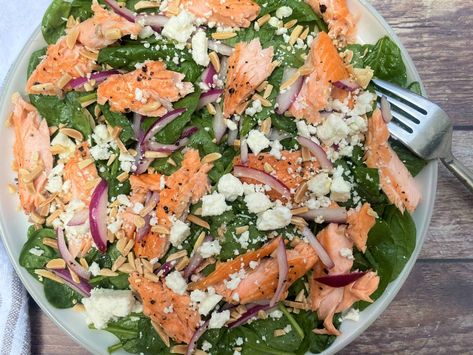 High-Protein, Keto Salmon Salad with Spinach, Feta & Almonds Salad High Protein, Delicious Grill Recipes, Spinach Salmon, Salad Protein, Salmon Salad Recipe, Low Carb Salmon, Salmon Salad Recipes, High Protein Dinner, Delicious Low Carb Recipes