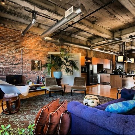 exposed pipes with red brick walls. Brick Room Ideas, Red Brick Wall Interior, Brick Wall Apartment, Apartment Industrial, Loft Homes, Brick Apartment, Nyc Studio Apartments, Loft Apartment Decorating, Brick Room