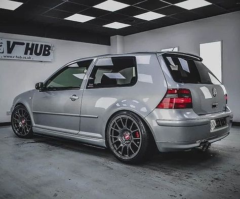 Roman Erben on Instagram: “@dan_20vt #r3nt_garage #nittautomotive #vwgolf_mk3#volkswagen #vw #golf #mk4 #r32 #golfr32#mk4golf #mk4gti #golfmk4 #mk4r32 #omg#vwmk4…” Vw Mk4, Volkswagen Golf Mk1, Polygon Modeling, Vw Golf Mk4, Golf Mk4, Golf 4, Vw Golf, Car Art, Volkswagen Golf