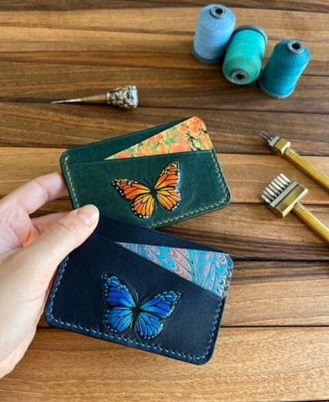 Butterfly Card Holder, Thickness Leather Card Holder, Butterfly Gift, Leather Craft Butterfly The butterfly figure in the card holder in the image is embossed on the leather surface with hundreds of blows. It is completely handmade.  If you want us to do different figure studies for different model products, you can send a message. ❗ Send to me for personalized. You can stamp name or date if you want.   You will feel the finest quality of leather and craftsmanship with this leather card holder. Leather Stiching Designs, Craft Butterfly, Leather Wallet Design, Figure Studies, Tooled Leather Wallet, Diy Leather Projects, Butterfly Bags, Wallet Design, Designer Clutch Bags