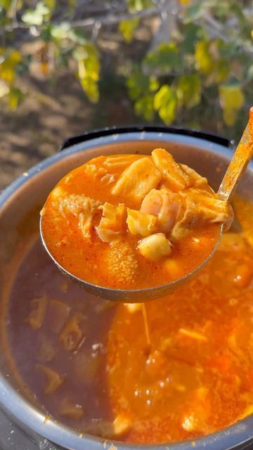 Menudo Instant Pot Recipe, Menudo Recipe Authentic, Mexican Menudo Recipe, Honeycomb Tripe, Tripe Recipes, Menudo Recipe, Salvadoran Food, Traditional Meals, Mexican Oregano