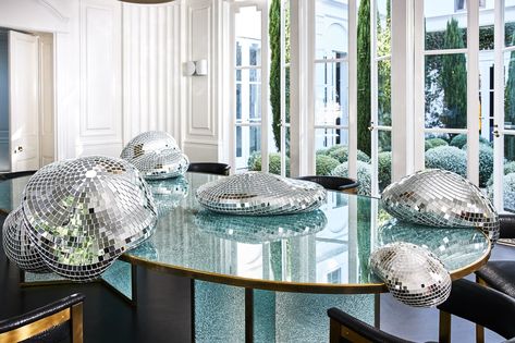 Kelly Wearstler Debuts Collectible Design—Starting With Melted Disco Balls by Rotganzen | Architectural Digest Disco Decor, Disco Decorations, Casa Cook, Est Living, Most Luxurious Hotels, Countryside House, Disco Balls, Tiny Dancer, Gallery Design