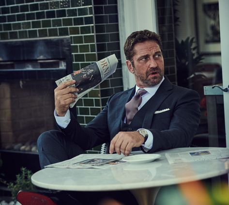 Gerard Butler – Nobleman Magazine Gerard Butler Movies, London Has Fallen, Actor Gerard Butler, Crescent Hotel, Law Abiding Citizen, Scottish Actors, Lara Croft Tomb, Fallen London, Education Humor