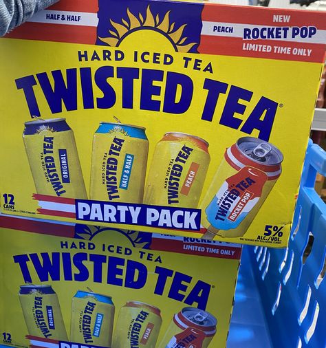 Twisted Tea Wallpaper, Twisted Tea Aesthetic, Iced Tea Party, Tea Wallpaper, Pretty Alcoholic Drinks, Manifesting Vision Board, Twisted Tea, Yummy Alcoholic Drinks, Mixed Drinks Alcohol