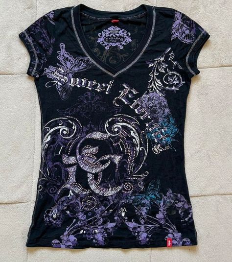 Sweet eternity shirt? (Front) 2000s Shirts, Blue Butterfly Flower, Y2k Mall Goth, Y2k Shirts, Vision Bored, Flower Graphics, Dr Closet, Grunge Shirt, Slim Fit Crop Top