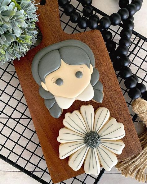 Wednesday Adams Decorated Cookies, Wednesday Decorated Cookies, Wednesday Cookies Decorated, Wednesday Addams Cookies, Addams Family Halloween Party, Wednesday Cookies, Addams Family Birthday Party, Wednesday Addams Party Ideas, Piped Cookies