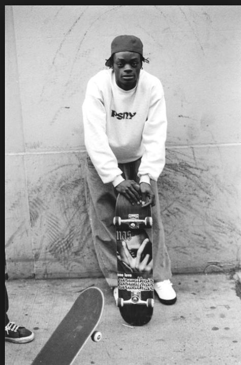 Larry Clark Photography, Skater Photos, Skate Photography, Skateboarding Aesthetic, Skate Vibes, Skateboard Photos, Skateboard Companies, Skate Aesthetic, Skateboard Aesthetic