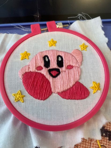 Kirby Embroidery, Embroidery Inspiration, Embroidery And Stitching, Splatoon, Kirby, Art Ideas, Embroidery Designs, Cross Stitch, Geek Stuff