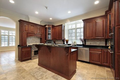 Traditional Kitchen Cabinets #16 (Kitchen-Design-Ideas.org) Kitchen Cabinet Doors Only, Traditional Kitchen Cabinets, Kitchen Cabinets Pictures, Brown Kitchen Cabinets, Black Counters, Kitchen Design Color, Cherry Kitchen, Traditional Kitchen Design, Kitchens Luxury